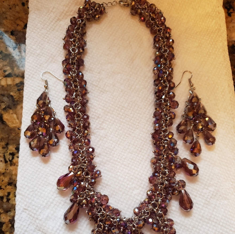 Multicolored necklace/Choker, w/ matching earrings